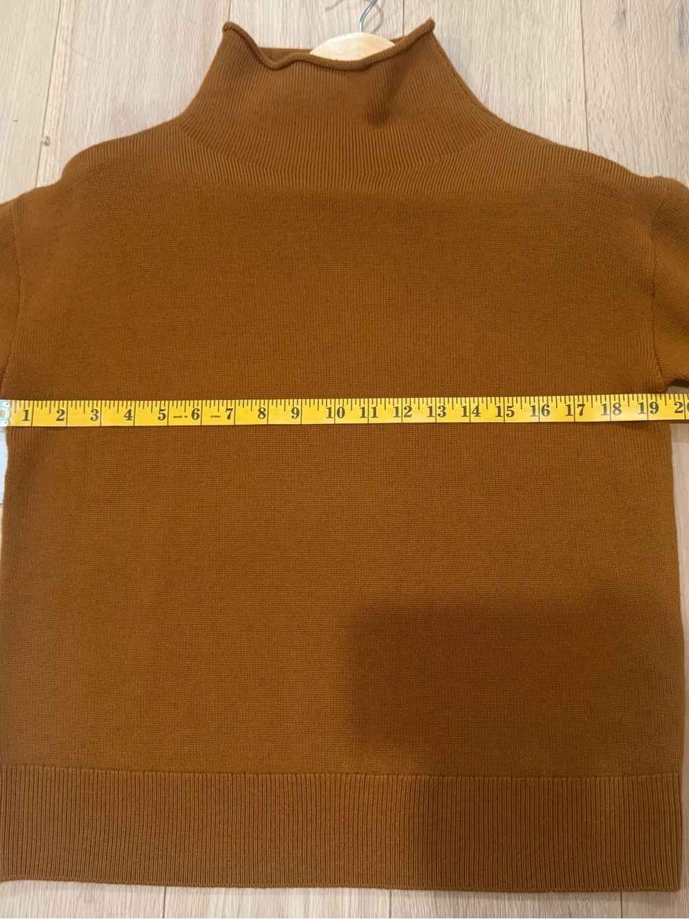 NWT ARITZIA Wilfred Cyprie Sweater Merino wool mockneck Rich Chestnut Small - Picture 5 of 12